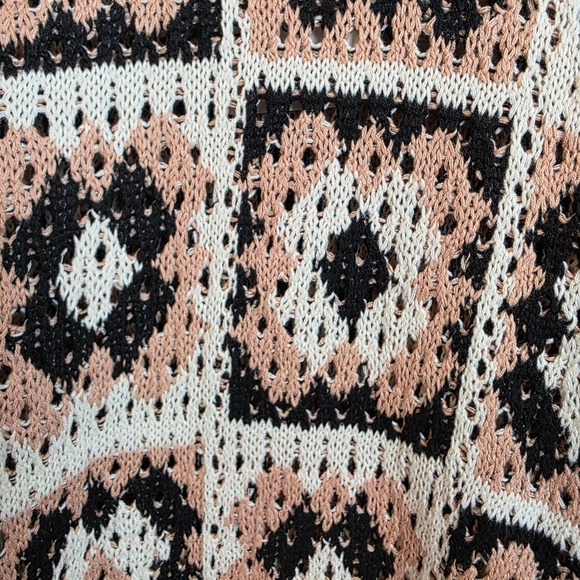 Davis & Dani Womens 1XL Tan Black Cream Geometric Open Knit Sweater - Picture 11 of 17